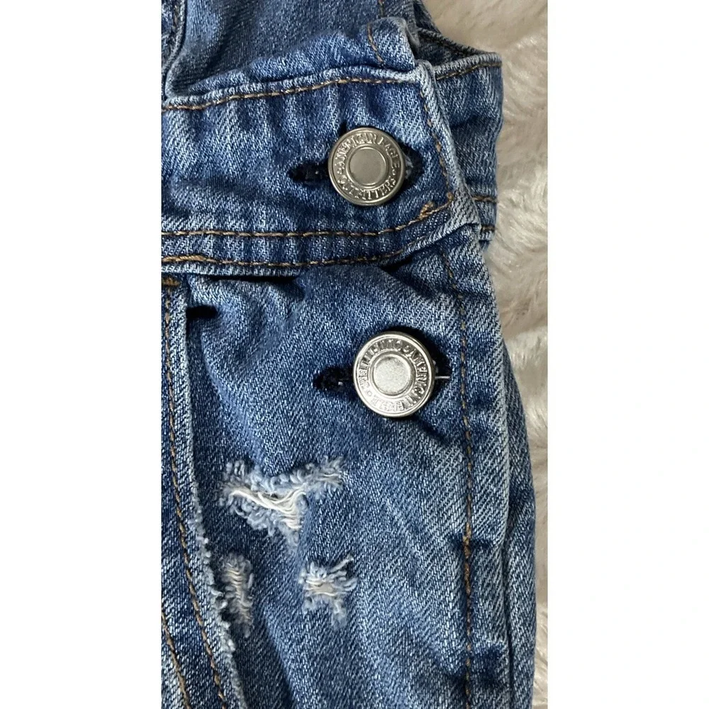 American‎ Eagle Women's Size XS Denim  Short Alls Overalls Distressed Raw Hem